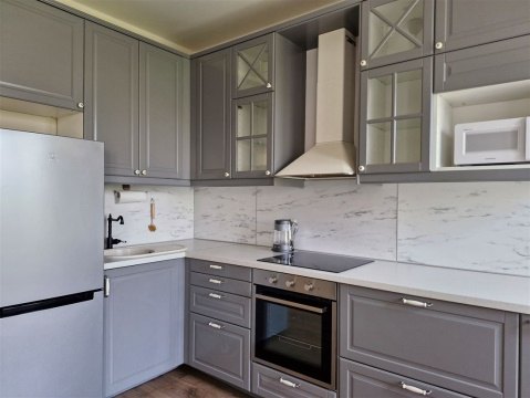 Студия, 4/37 эт., 28м²