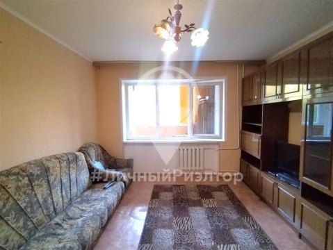 2-к квартира, 1/3 эт., 49м²