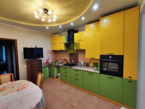 2-к квартира, 3/5 эт., 69м²