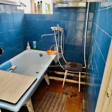 3-к квартира, 1/1 эт., 67м²