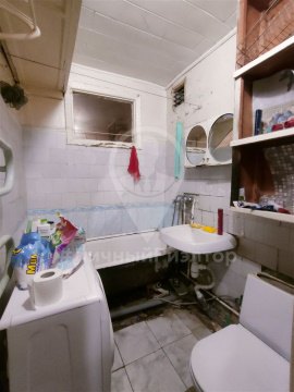 3-к квартира, 2/5 эт., 42м²